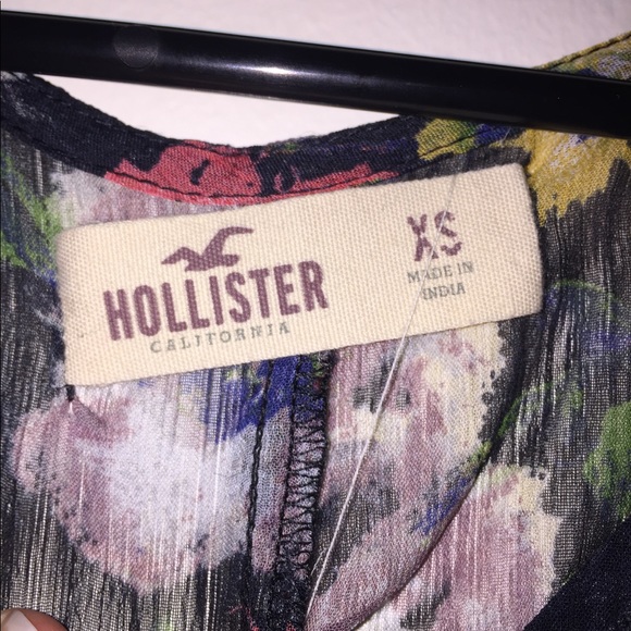 Hollister dress - Picture 2 of 2